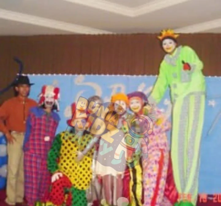 Galeri Hiburan pesta ulang tahun anak — Dunia Kidz Party